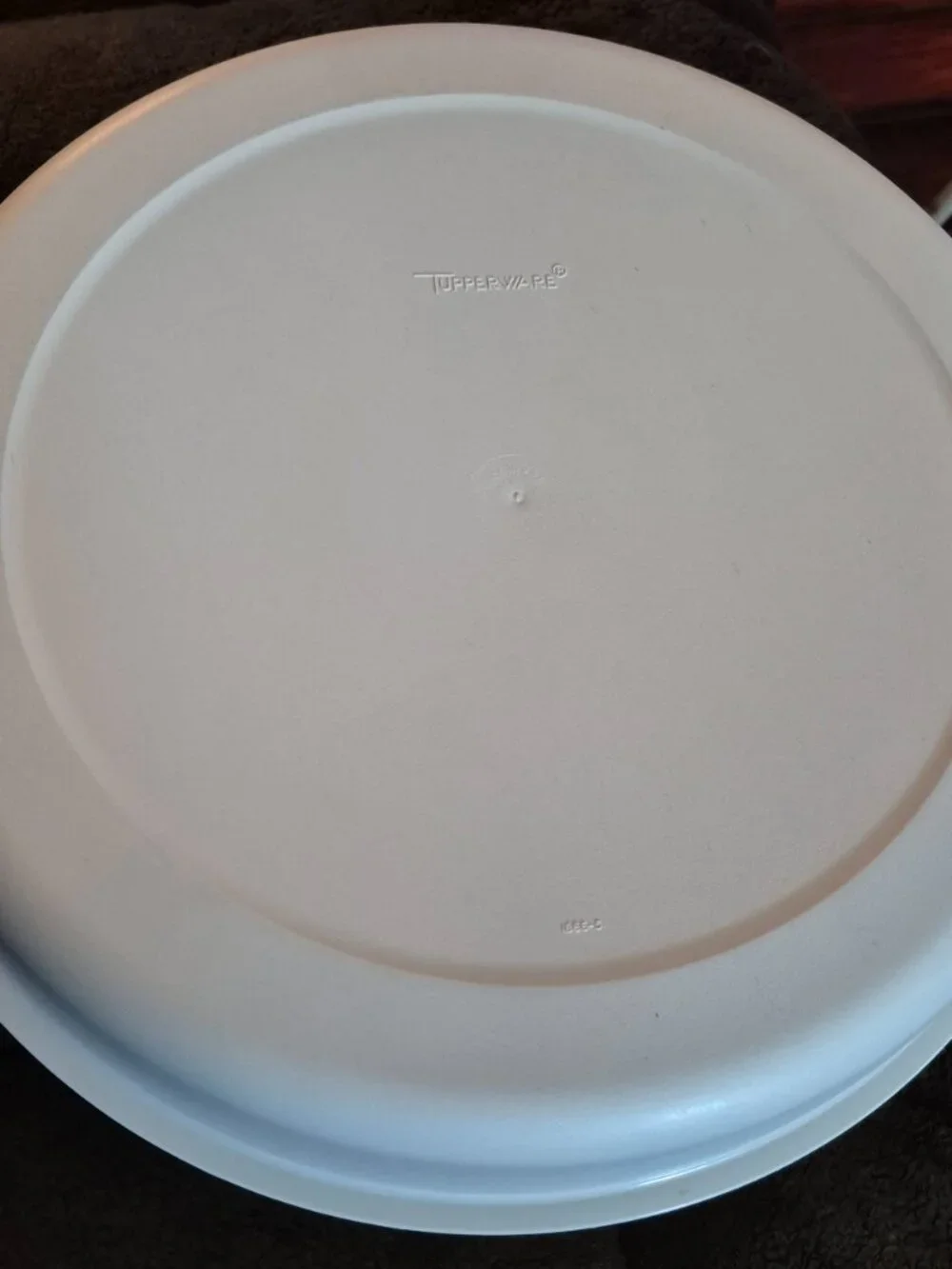 Vintage Tupperware Divided Serving Party Relish Tray w/Lid & Center Dip Bowl EC